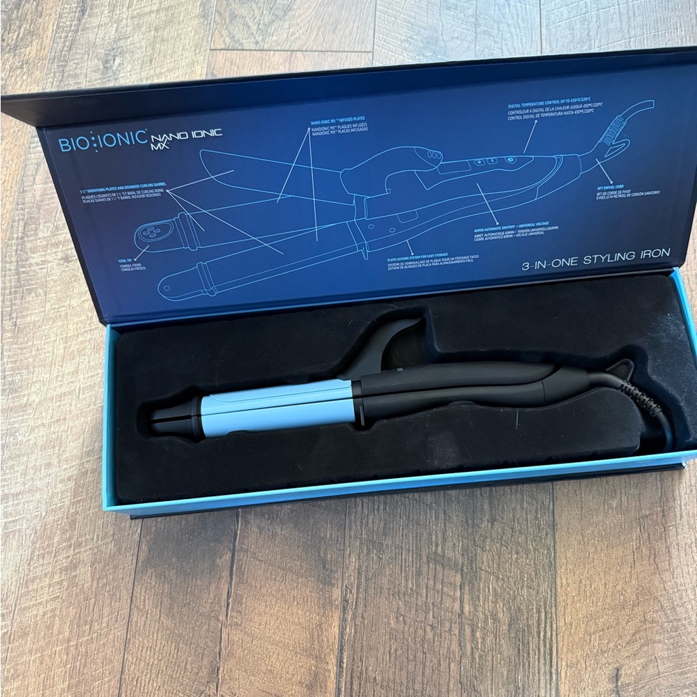 Bio Ionic Nano Ionic MX 3-in-One Styling Iron - Black and Blue - Picture 2 of 4